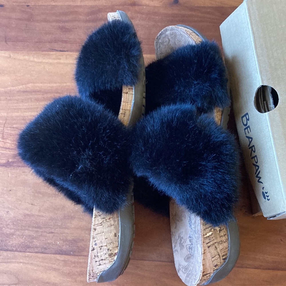 BearPaw Analia fuzzy sandals - Picture 5 of 12